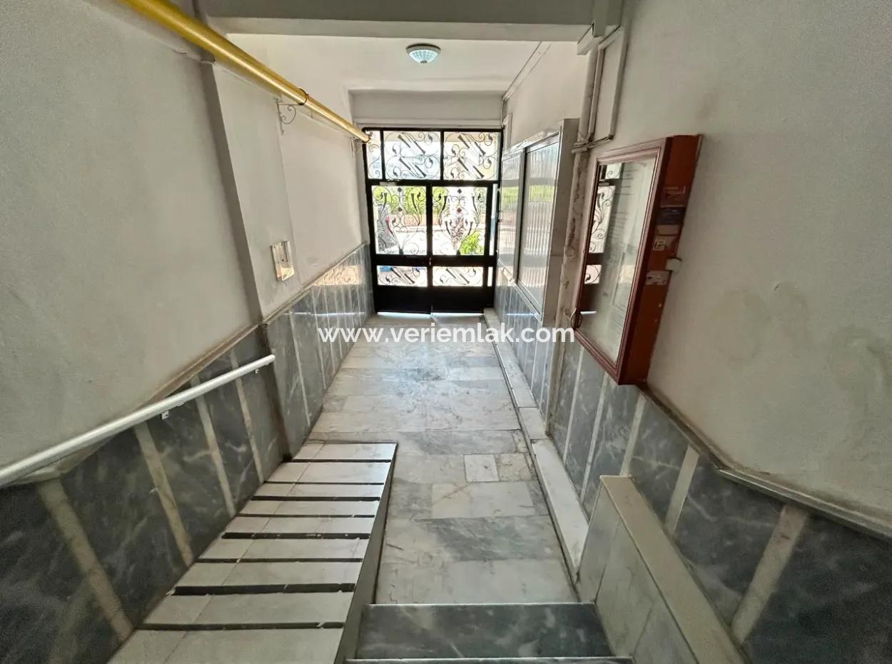 Yıldız Mahallesi Demirkent Sitesinde 1. Kat 3+1 Kiralık Daire