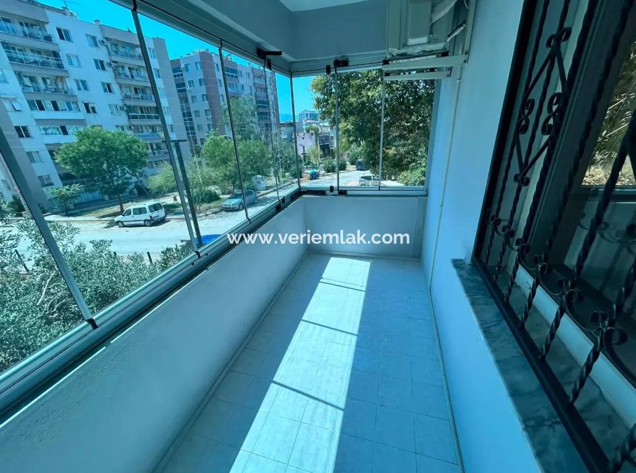 Yıldız Mahallesi Demirkent Sitesinde 1. Kat 3+1 Kiralık Daire