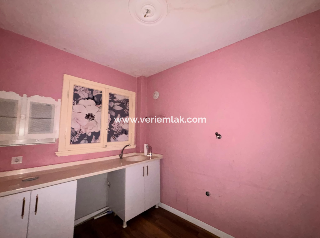 Alsancak Kıbrıs Şehitlerinde 1.Kat 3+1 120M2 Bakımlı Kiralık İş Yeir/Ofis