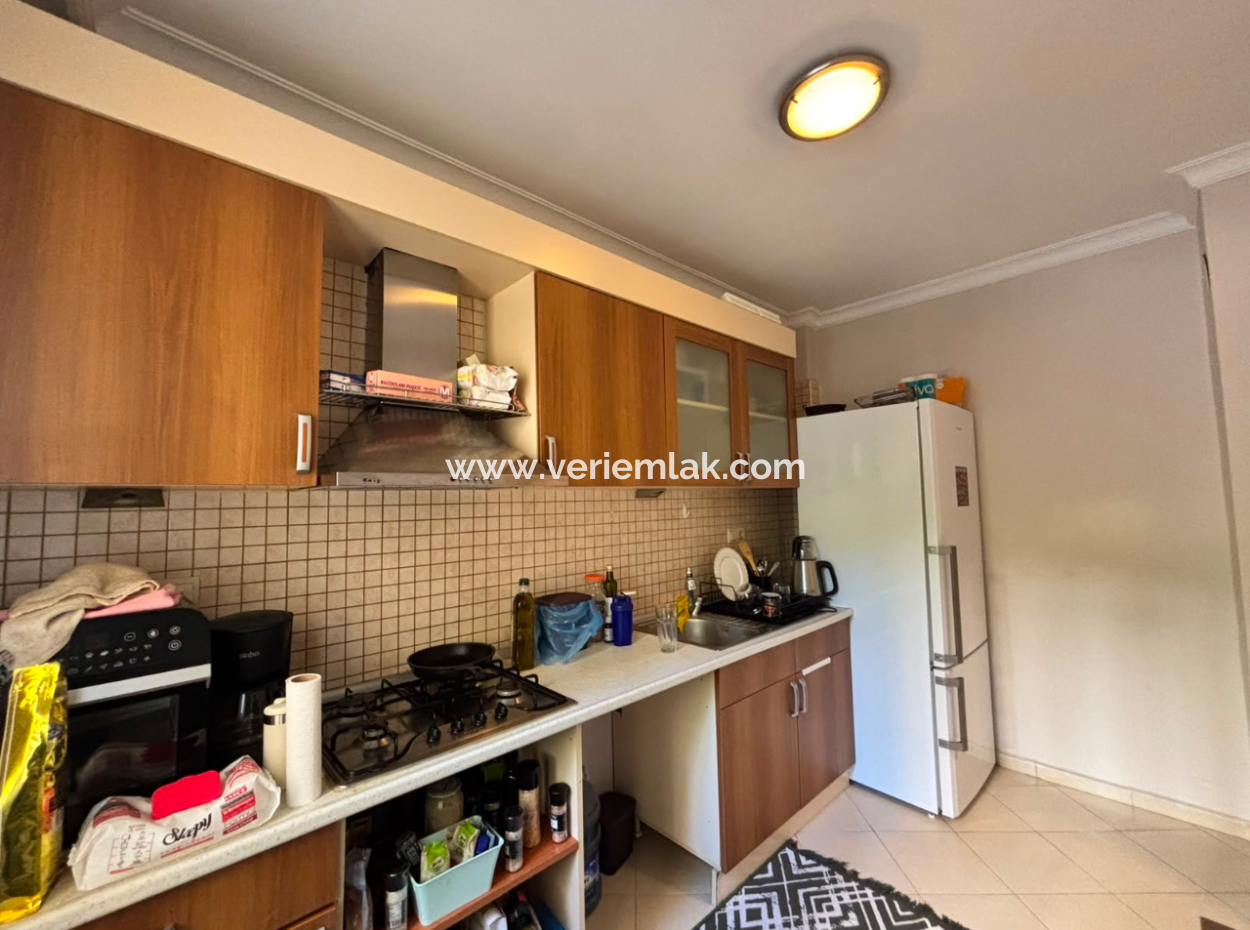 Karşıyaka Yüksek Vadi’de 1.Kat 1+1 65M2 Güvenlikli Kiralık Daire!