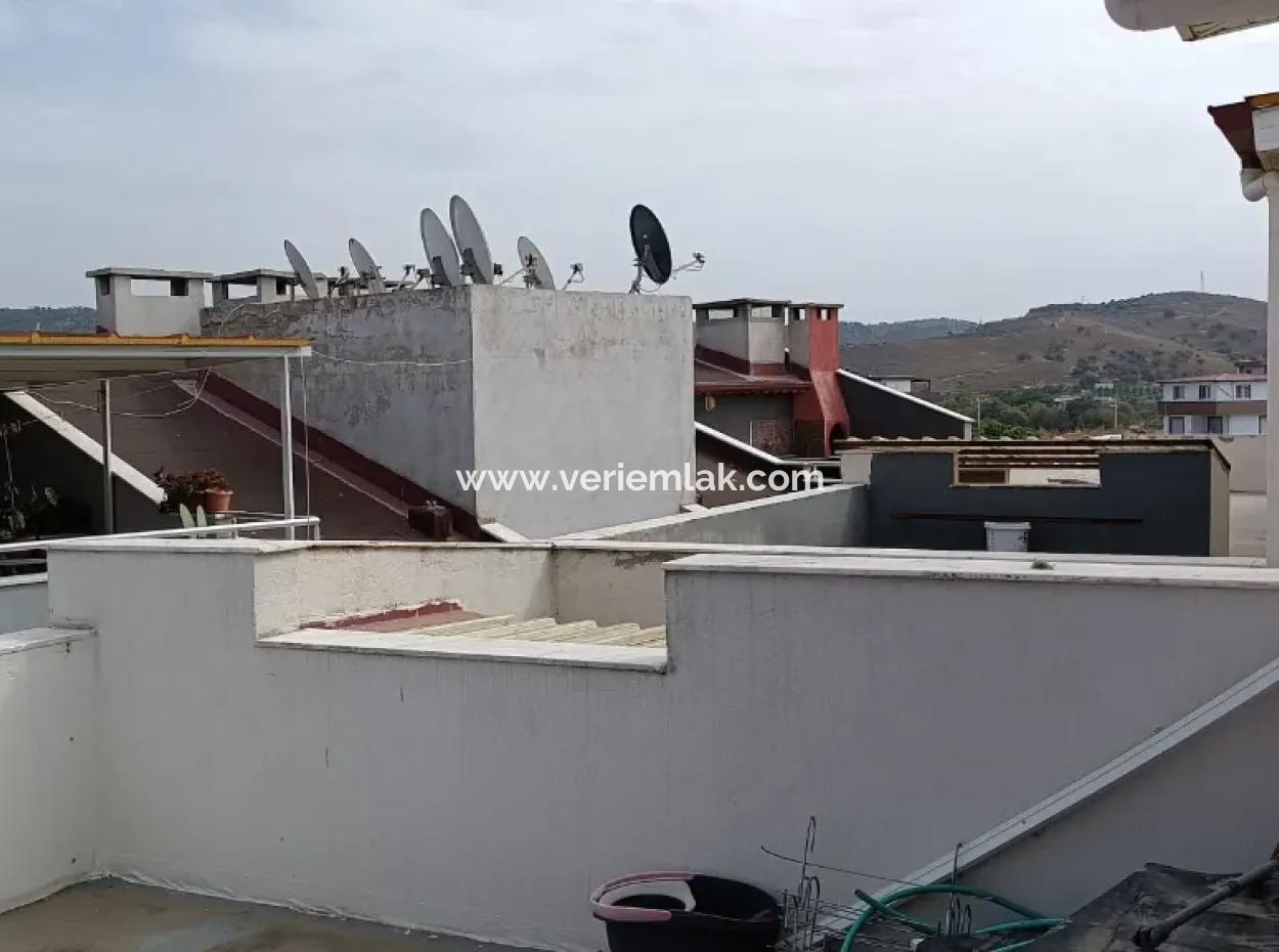 Seferihisar Hıdırlık’ta Şehir Merkezinde 3+1 Geniş Ve Ferah Dubleks Daire