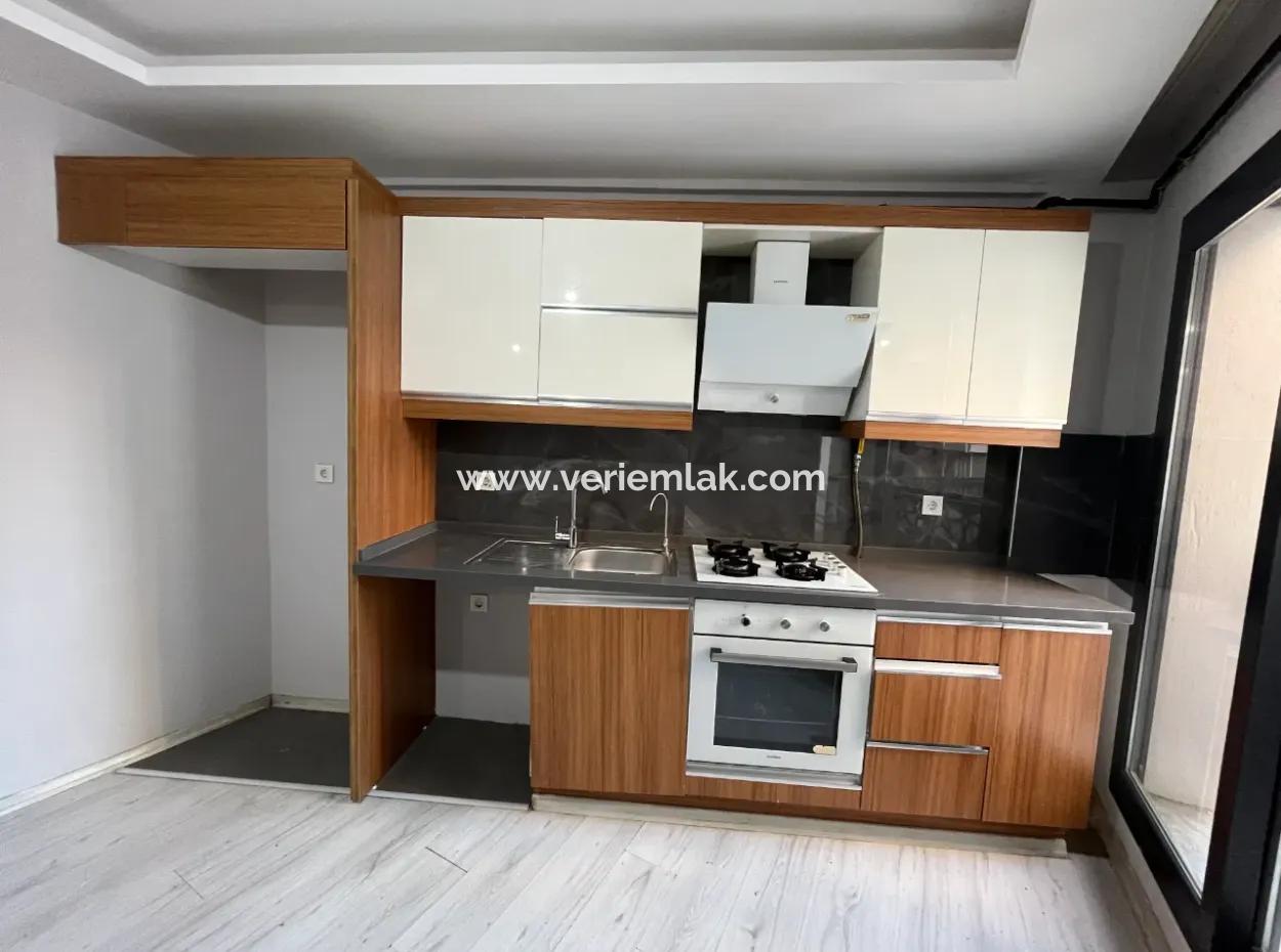 Şehir Merkezinde Konforlu Ve Kullanışlı 2+1 Kiralık Daire