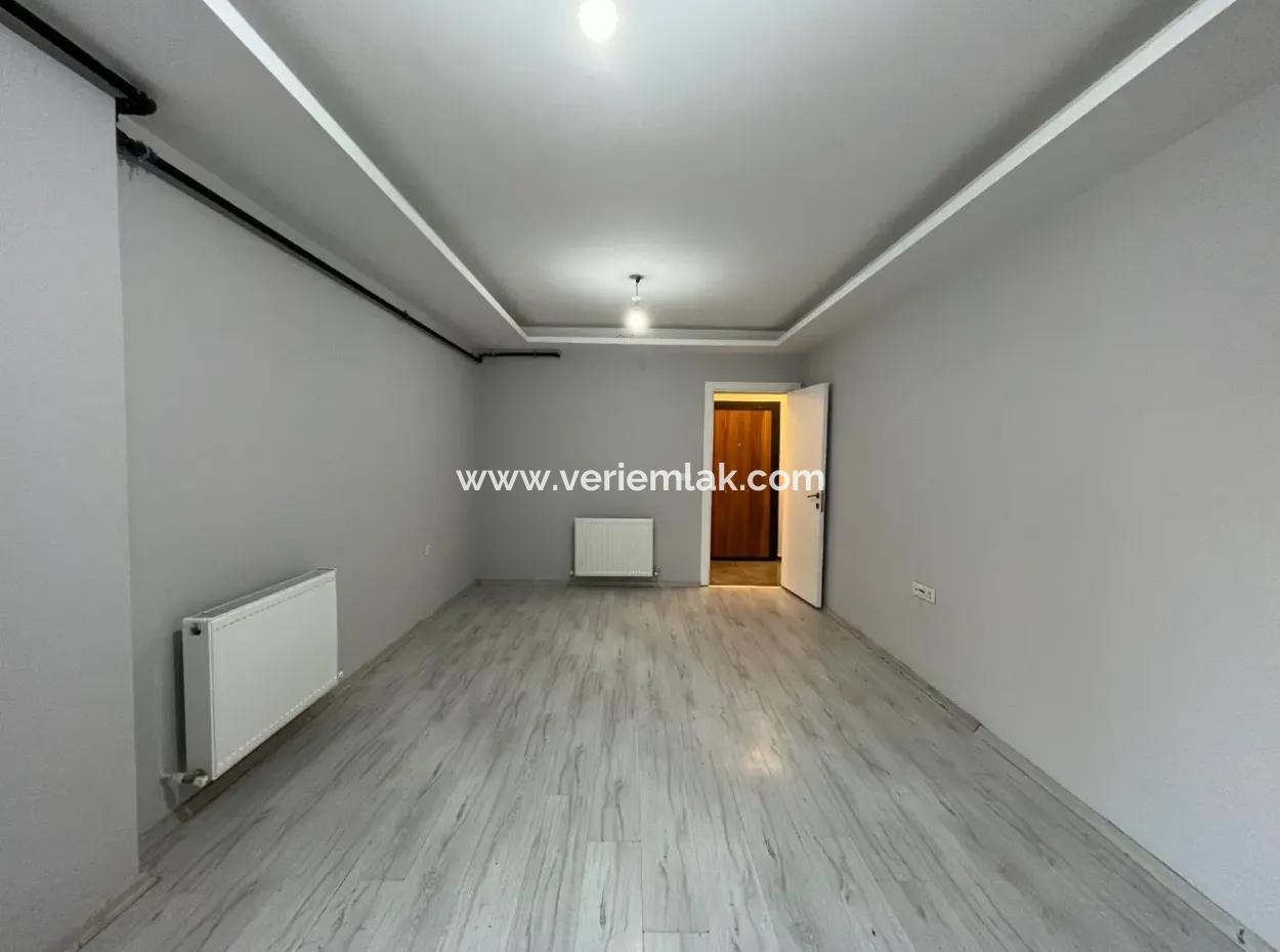 Şehir Merkezinde Konforlu Ve Kullanışlı 2+1 Kiralık Daire