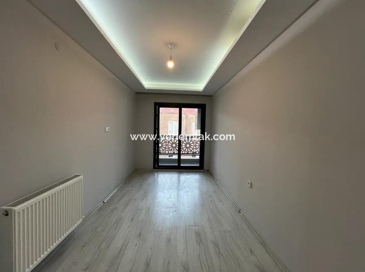 Şehir Merkezinde Konforlu Ve Kullanışlı 2+1 Kiralık Daire
