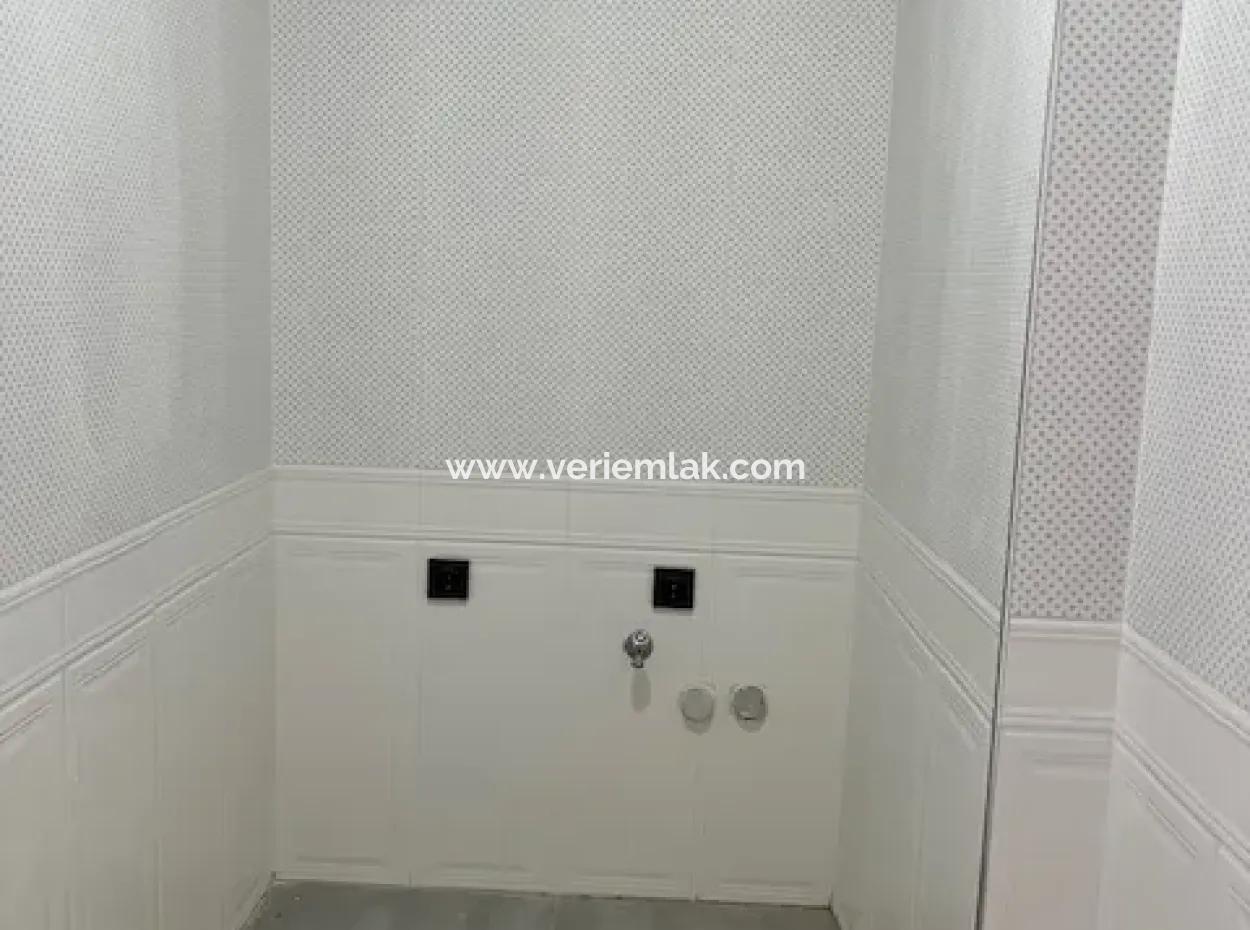 Seferihisar Akarca'da 6+1, Havuzlu Sıfır Villa