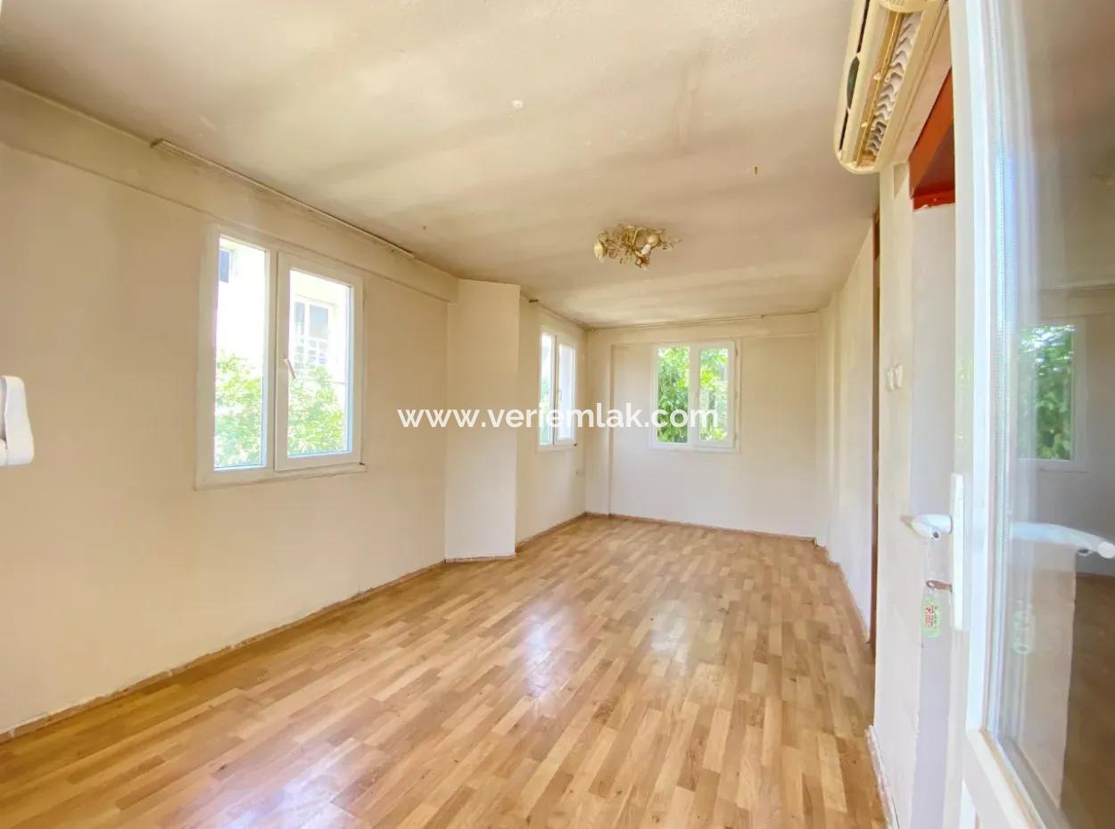 Sığacık Marinaya 150M, Trıplex, Bahçeli Satılık Villa