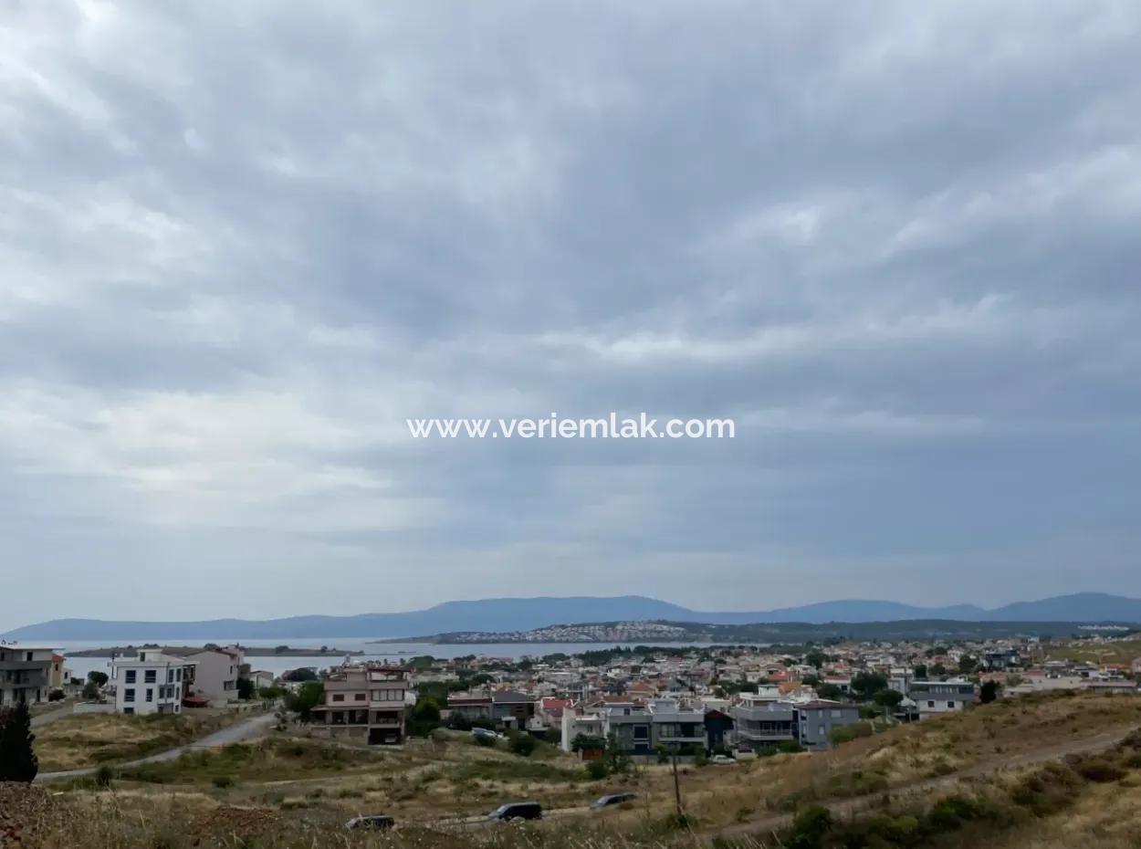 Seferihisar Akarca Yoluna Yakın İmarlı 275 M2 Yatırıma Uygun Satılık Arsa