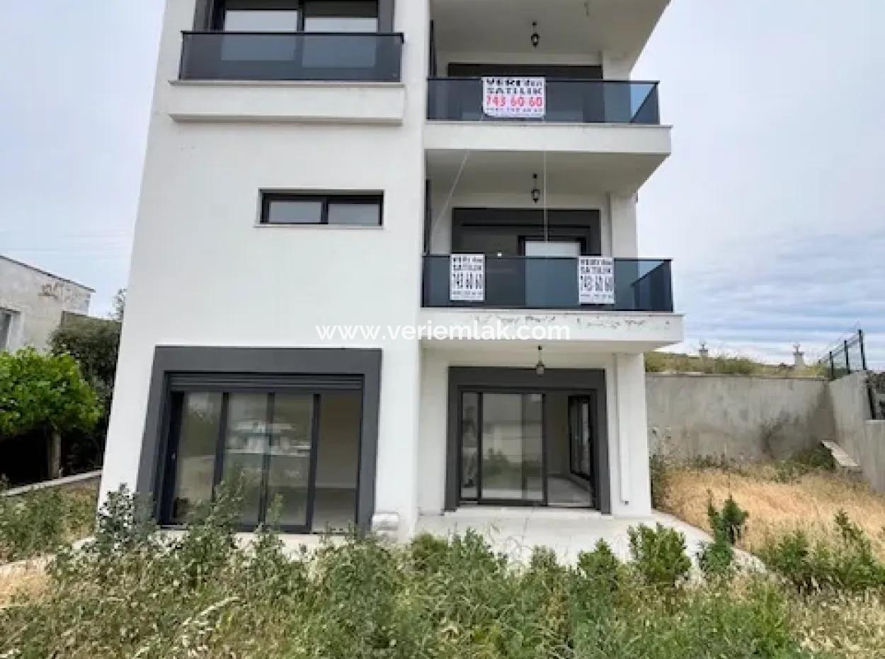 Seferihisar Sığacık'ta, Girlen Mevkii'nde Satılık Villa