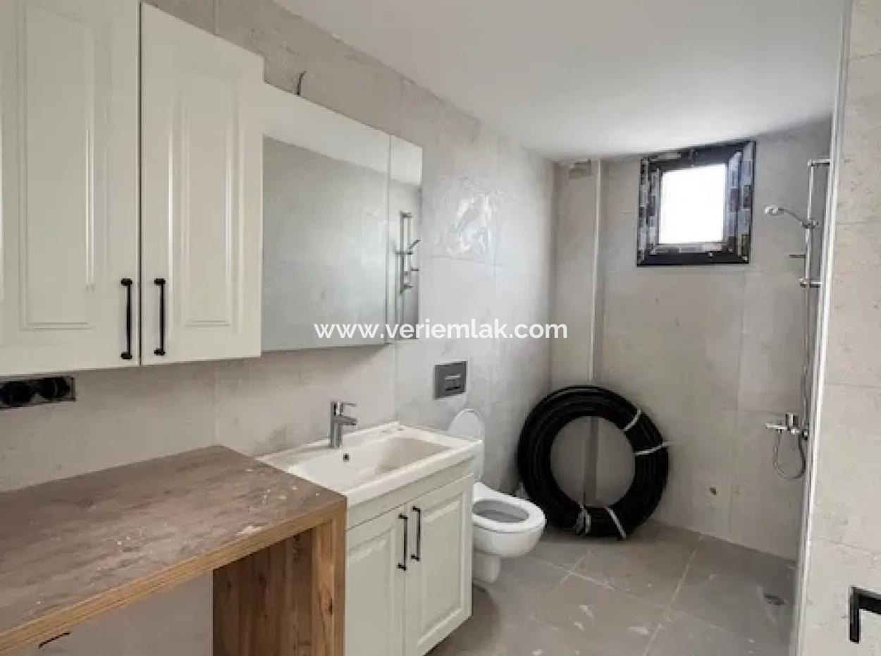 Seferihisar Kavakdere'de Malikane Satılık Villa