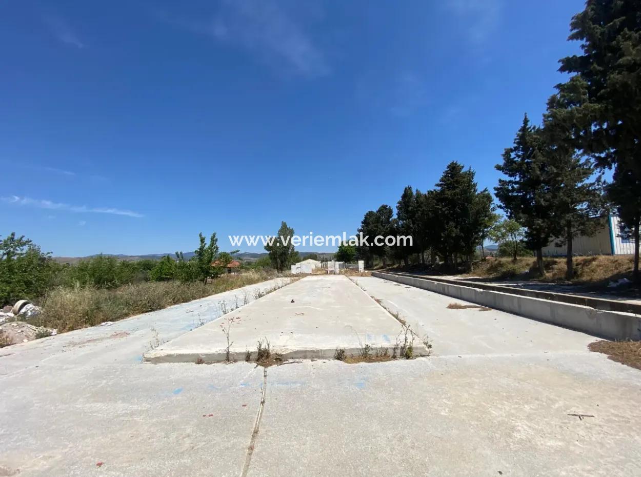 Seferihisar Akarca'da, Hıdırlık Mah.imar Sınırında Tarla