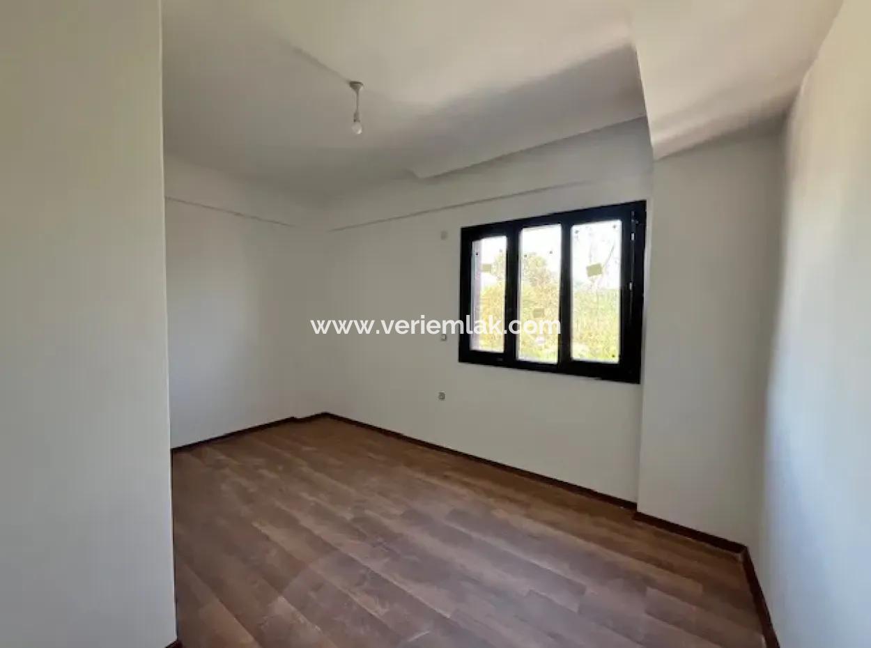 Seferihisar Kavakdere'de 5+1 Havuzlu Lüks Malikane