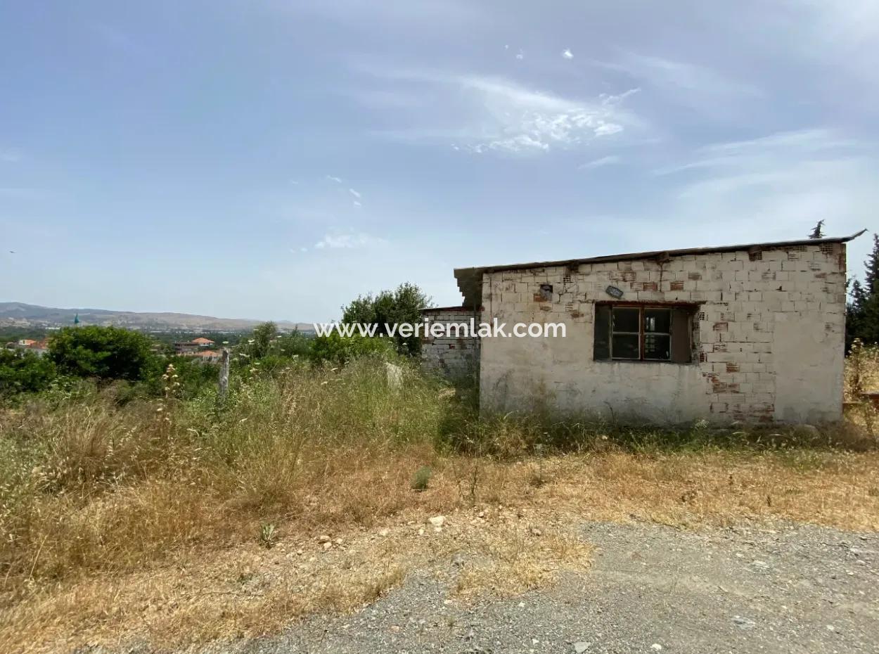 Seferihisar Turgut Köyünde 4.189 M2 Yatırıma Uygun Satılık Tarla