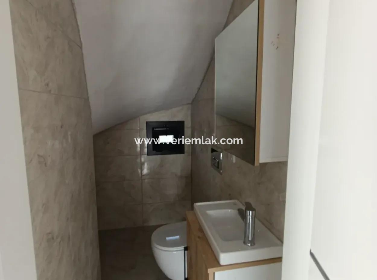 Seferihisar Elmastaş'ta Deniz'e 450M 3+1, 160M2 Kelepir Sıfır Villa