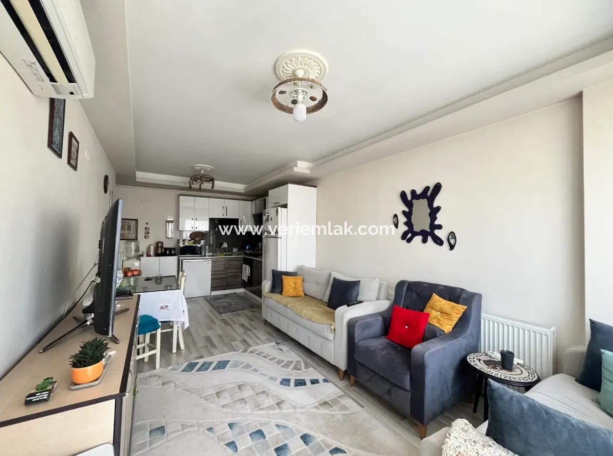 Seferihisar Adliyesi Yakınında 5+1, 240M2 Çift Teraslı Dubleks Daire