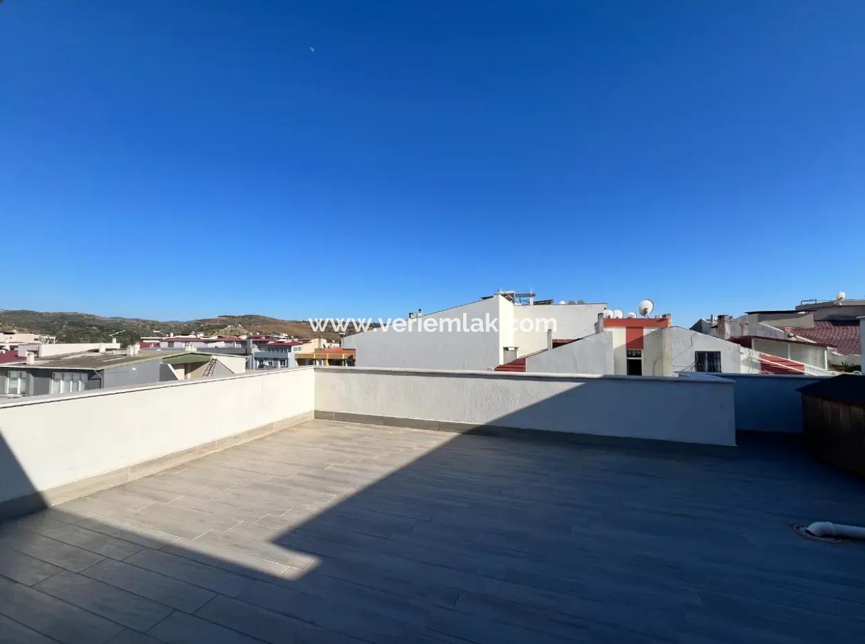 Seferihisar Adliyesi Yakınında 5+1, 240M2 Çift Teraslı Dubleks Daire