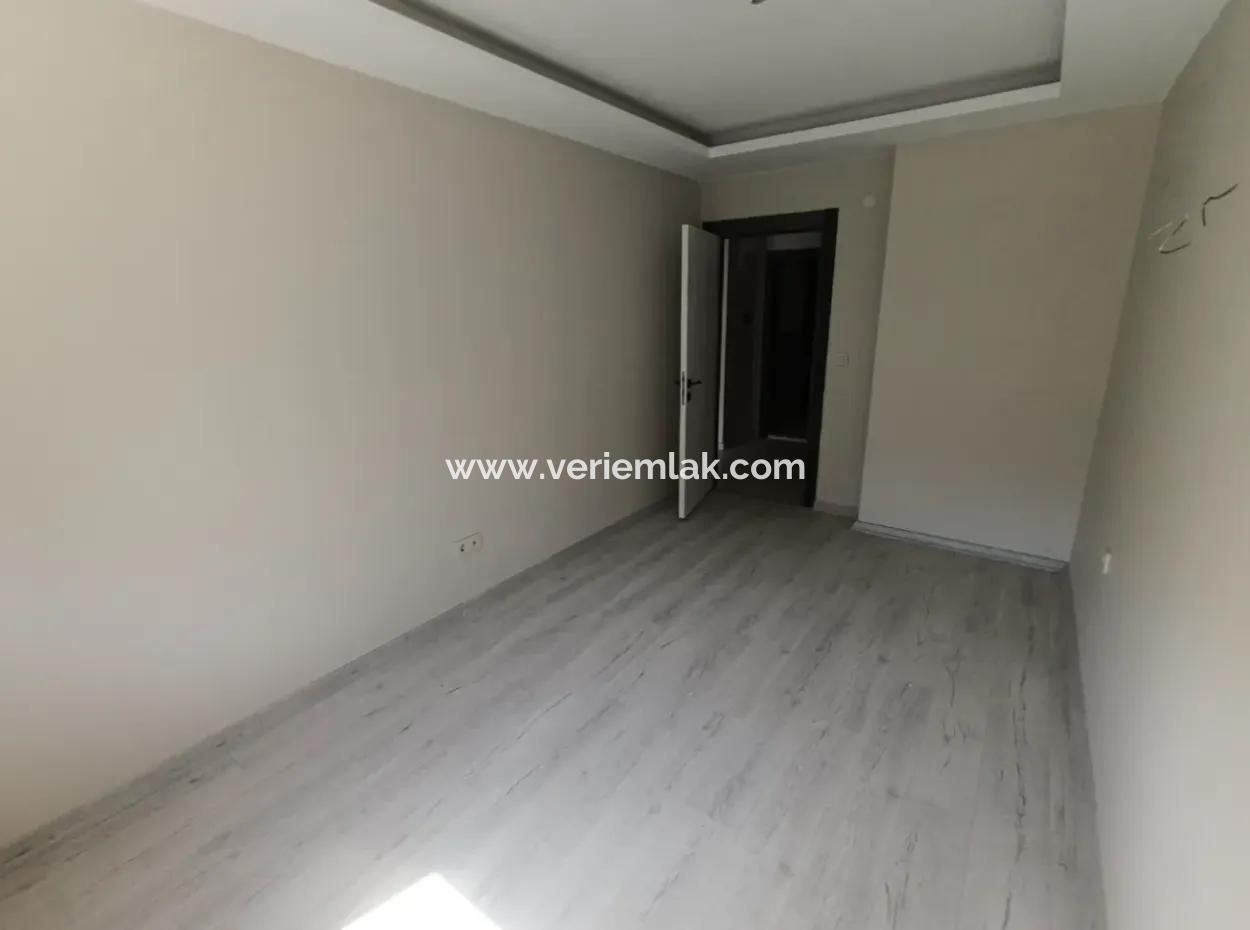 Gözsüzler'de Yatırım Fırsatı: Modern Ve Ferah 2+1 Daire!