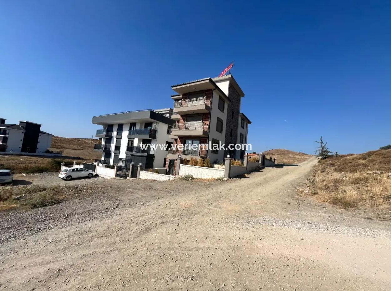 Seferihisar Çolakibrahim'de Yatırım Fırsatı: Yüksek Kazanç Potansiyelli Arsa!