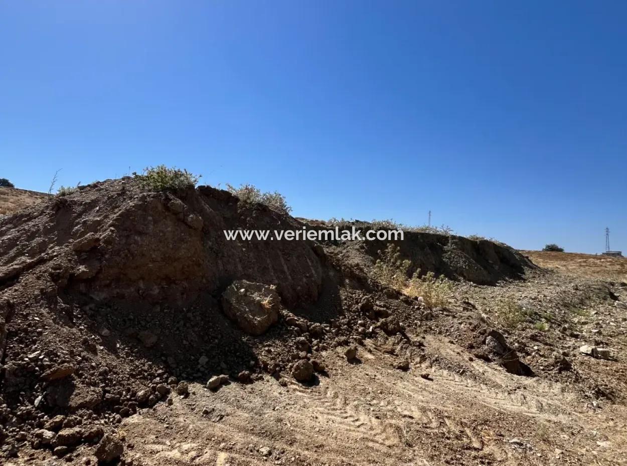 Bahçeşehir'e Komşu Villa İmarlı Arsa