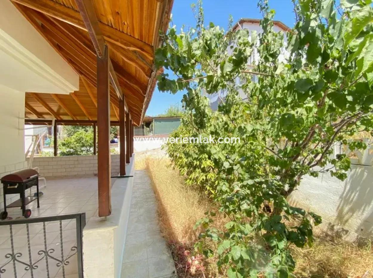 Seferihisar Akarcada Denize Yürüme Mesafesinde, 3+1 Satılık Yazlık