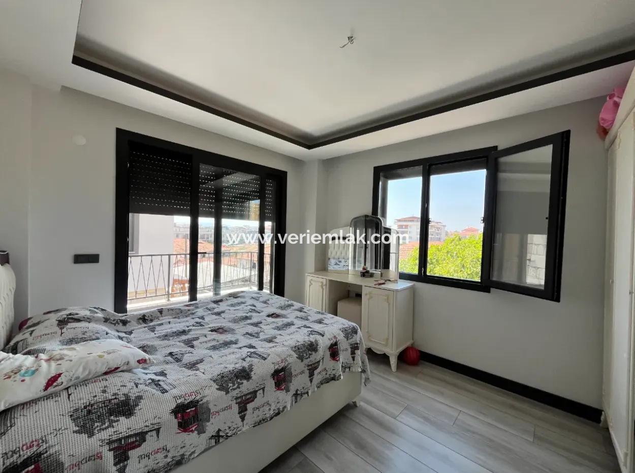 Seferihisar Çolak İbrahim Bey Mahallesi'nde Eşsiz Satılık Villa!