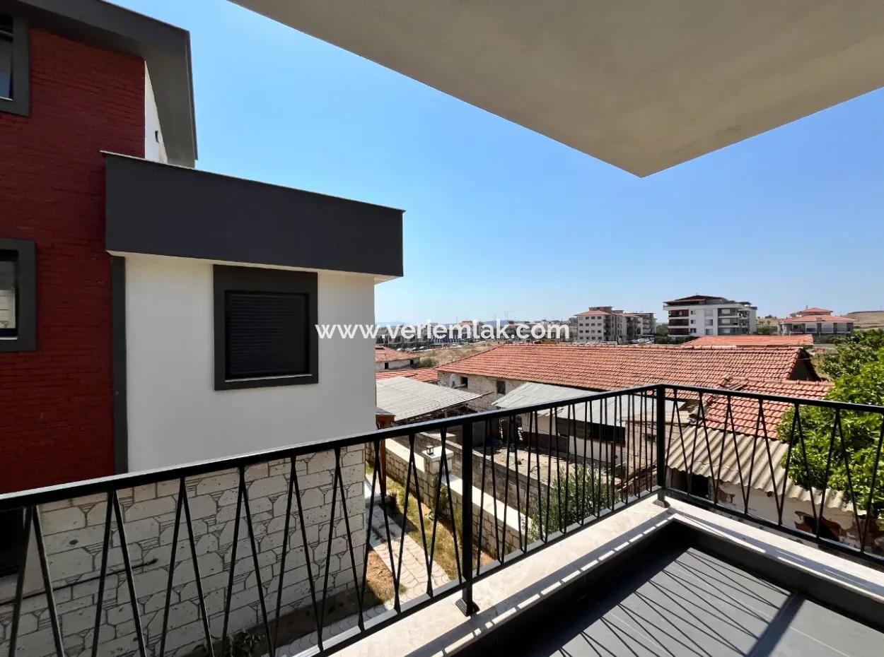 Seferihisar Çolak İbrahim Bey Mahallesi'nde Eşsiz Satılık Villa!