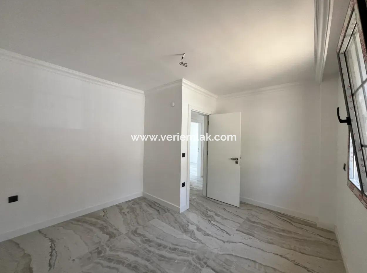 Seferihisar Haritacılar'da Lüks Villa - Denize Yakın, Mimari Harikası