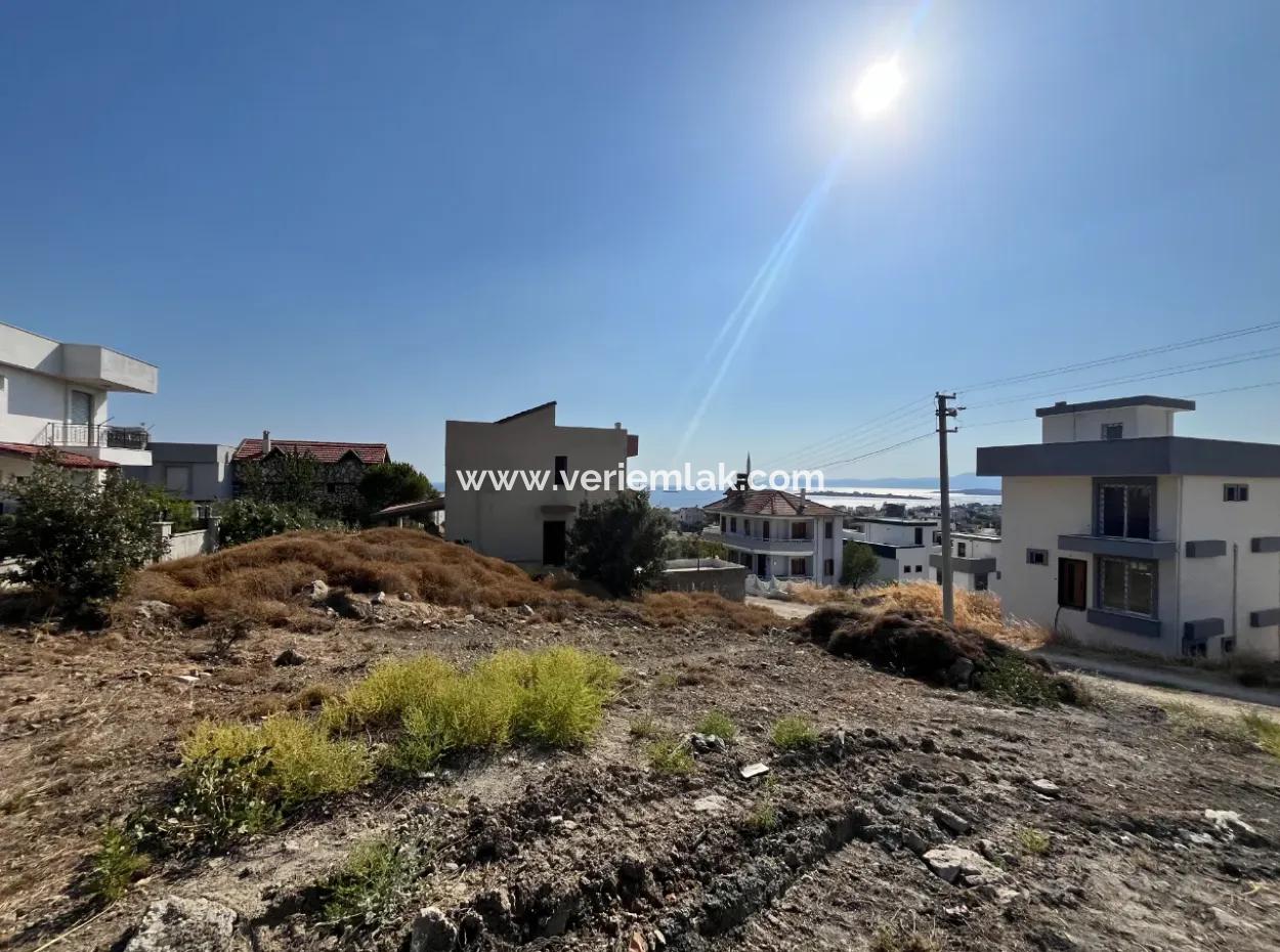 Eşsiz Deniz Manzaralı Arsa - Tripleks Villa Projesine Hazır!