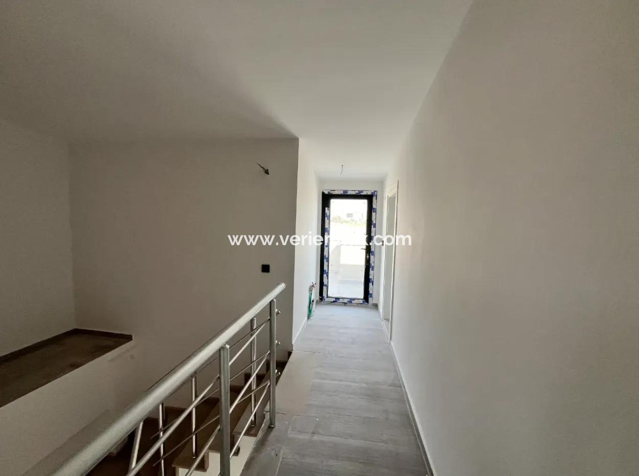 Gözsüzler'de Yatırım Fırsatı: Köşe Konumlu, Teraslı, Modern Satılık Daire