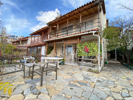 Seferihisar Doğanbey Doğa Sitesinde Yaşama Hazır Satılık 4+1 Villa