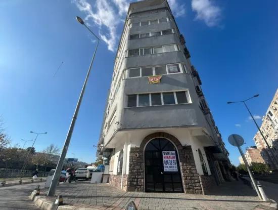 Gazi Hastanesi Yakınında Köşe Başı, 3 Cepheli, Masrafsız Dükkan