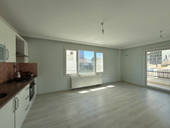 Seferihisar Çolak İbrahimbey' De 2+1 Ferah Ve Kullanışlı Kiralık Daire