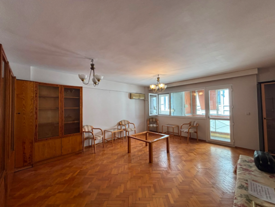 Alsancak Gündoğdu Meydanına Yakın 3+1 2.Kat 100M2 Kiralık Daire