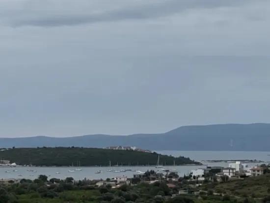 Seferihisar Sığacık'ta, Girlen Mevkii'nde Satılık Villa