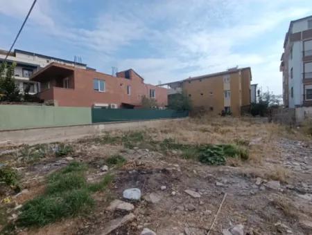 Seferihisar Hıdırlık Mahallesi'nde Yatırımlık Villa Arsası