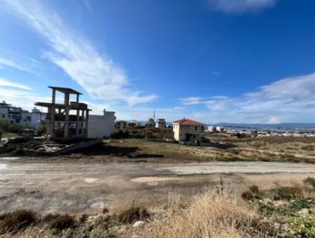 Seferihisar Akarca Tepecik’te Denize Yakın, %20/40 İmarlı 260 M² Arsa!