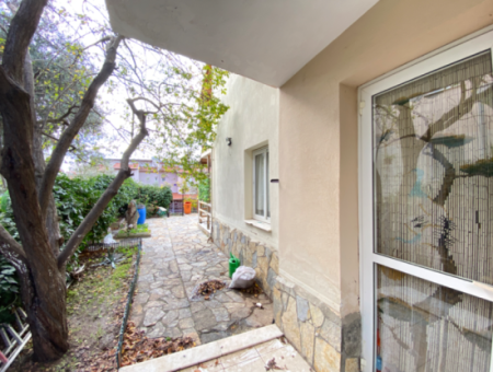 Seferihisar Doğanbey Doğa Sitesinde Yaşama Hazır Satılık 4+1 Villa