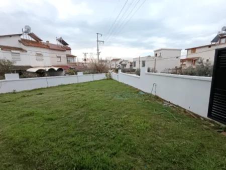 Akarca'da Denize 70 Adım Mesafede 4+1 Köşe Parsel Sıfır Villa