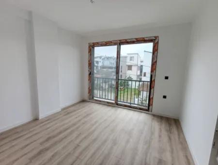 Akarca'da Denize 70 Adım Mesafede 4+1 Köşe Parsel Sıfır Villa