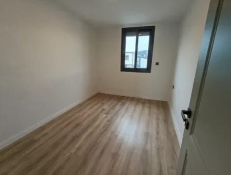Akarca'da Denize 70 Adım Mesafede 4+1 Köşe Parsel Sıfır Villa