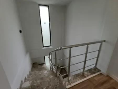 Akarca'da Denize 70 Adım Mesafede 4+1 Köşe Parsel Sıfır Villa