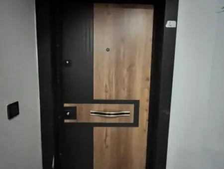Seferihisar Merkezde 2+1 Ebeveyn Banyolu Daire!