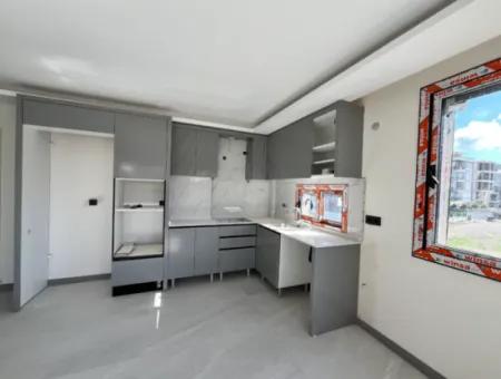 Seferihisar Çolakibrahimbey Mahallesi’nde Lüks Ve Modern 1+1 Daireler!