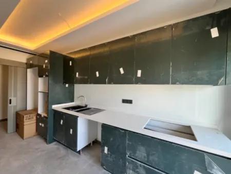 Seferihisar Çolakibrahimbey’de 120 M² Geniş 2+1 Satılık Daire