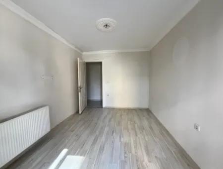 Seferihisar Camikebir Mahallesi’nde, Gözsüzler Bölgesinde, Havuzlu Site İçerisinde 3+1 Satılık Daire