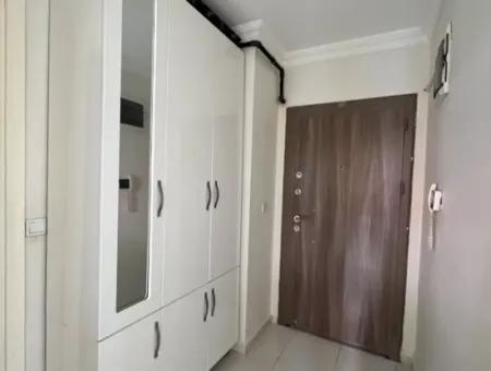 Seferihisar Camikebir Mahallesi’nde, Gözsüzler Bölgesinde, Havuzlu Site İçerisinde 3+1 Satılık Daire