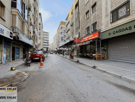 Alsancak – Mahmut Esat Civarı  1+1 Fırsat Satılık Daire!