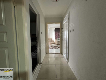 Alsancak   Zeynel Ergin Sokak   2+1 70M2 Tadilatlı Uygun Fiyatlı Satılık Daire!