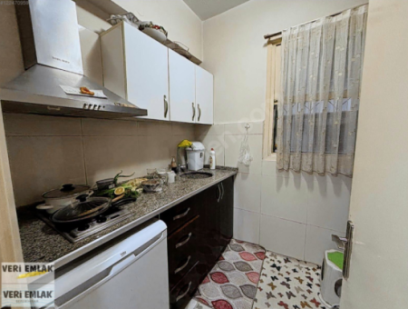 Alsancak   Talatpaşa Yakını    Mahmut Esatta   1.5+1 65M2   Tadilatlı,Masrafsız Yüksek Girişli Satılık Daire!