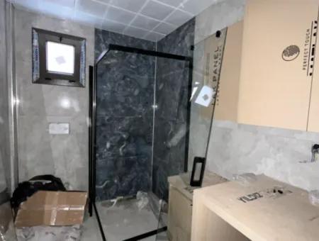 Seferihisar Merkez’de Konforlu Ve Modern 1+1 Daire