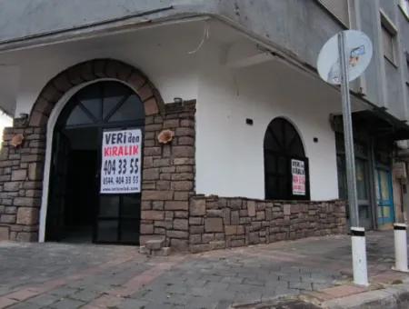 Alsancak Gazi Hastanesi Yakını Üç Cepheli Köşe Masrafsız Dükkan
